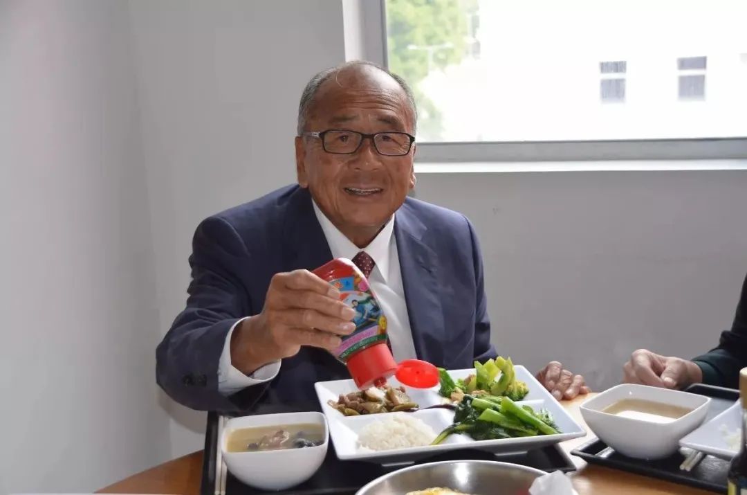 蚝油大王李文达离世曾带领李锦记走向世界